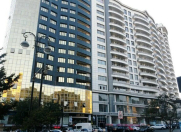 Satılır 4 otaqlı 205 m2 yeni tikili Nizami m.