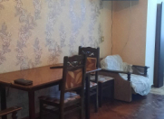 İcarəyə verilir 2 otaqlı 68 m2 köhnə tikili Heydər Əliyev Mərkəzi