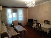 Satılır 2 otaqlı 55 m2 köhnə tikili Yasamal parkı