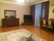 Satılır 5 otaqlı 120 m2 köhnə tikili Nəriman Nərimanov m.