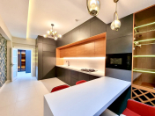 Satılır 4 otaqlı 150 m2 yeni tikili Nəriman Nərimanov m.