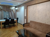 Satılır 2 otaqlı 65 m2 yeni tikili Nəriman Nərimanov m.