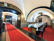 İcarəyə verilir 5 otaqlı 270 m2 obyekt Tarqovu