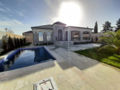 Satılır 4 otaqlı 220 m2 bağ evi Şüvəlan Park ticarət mərkəzi