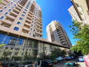 Satılır 1 otaqlı 40 m2 yeni tikili 28 May m.