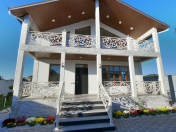 Satılır 4 otaqlı 205 m2 bağ evi Buzovna