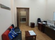 İcarəyə verilir 2 otaqlı 38 m2 ofis 8 km