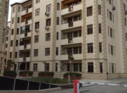 Satılır 4 otaqlı 180 m2 yeni tikili Həzi Aslanov m.