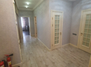 Satılır 4 otaqlı 120 m2 köhnə tikili 28 May m.