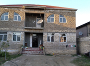 Satılır 8 otaqlı 4.5 m2 bağ evi Xəzər r.