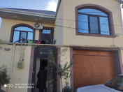 Satılır 4 otaqlı 150 m2 həyət evi Biləcəri