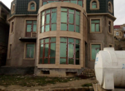 Satılır 7 otaqlı 1000 m2 həyət evi Badamdar