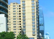 Satılır 3 otaqlı 130 m2 yeni tikili Sahil m.