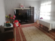 Satılır 10 otaqlı 300 m2 həyət evi Qəbələ