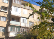 Satılır 4 otaqlı 96 m2 köhnə tikili 8 km