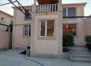 Satılır 5 otaqlı 220 m2 həyət evi Badamdar