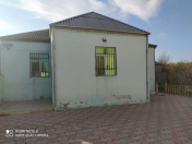 İcarəyə verilir 3 otaqlı 100 m2 həyət evi Pirşağı