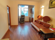 Satılır 2 otaqlı 56 m2 köhnə tikili 3 mkr