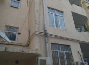 Satılır 1 otaqlı 45 m2 köhnə tikili Gənclik m.