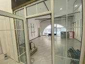 Satılır 8 otaqlı 440 m2 obyekt Neftçilər m.