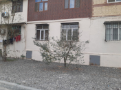 Satılır 2 otaqlı 64 m2 köhnə tikili Binə