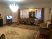 Satılır 4 otaqlı 127 m2 yeni tikili Nəriman Nərimanov m.