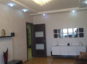 Satılır 3 otaqlı 130 m2 yeni tikili Nəriman Nərimanov m.