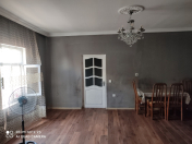 Satılır 4 otaqlı 120 m2 yeni tikili Şüvəlan