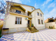 Satılır 5 otaqlı 210 m2 həyət evi Mərdəkan
