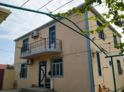 Satılır 5 otaqlı 240 m2 həyət evi Ramana