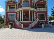 Satılır 7 otaqlı 750 m2 villa Buzovna