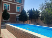 Satılır 6 otaqlı 500 m2 villa Görədil
