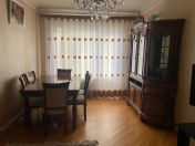 Satılır 4 otaqlı 100 m2 köhnə tikili Həzi Aslanov m.