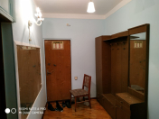 İcarəyə verilir 2 otaqlı 60 m2 köhnə tikili 6 mkr