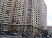 Satılır 3 otaqlı 90 m2 yeni tikili Elmlər Akademiyası m.