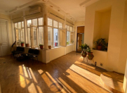 İcarəyə verilir 8 otaqlı 200 m2 ofis 28 May m.