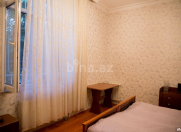 Satılır 5 otaqlı 172 m2 köhnə tikili 8 km