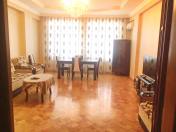 İcarəyə verilir 3 otaqlı 140 m2 yeni tikili Gənclik m.