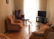 İcarəyə verilir 2 otaqlı 100 m2 köhnə tikili Sahil m.