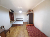 Satılır 1 otaqlı 40 m2 köhnə tikili Nəriman Nərimanov m.