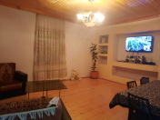 Satılır 4 otaqlı 400 m2 həyət evi Buzovna