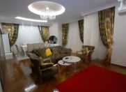 Satılır 3 otaqlı 145 m2 yeni tikili Elmlər Akademiyası m.