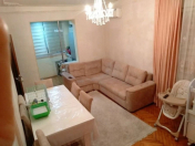 Satılır 2 otaqlı 32 m2 köhnə tikili Elit ticarət mərkəzi