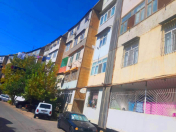 Satılır 2 otaqlı 60 m2 köhnə tikili Badamdar