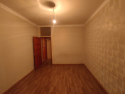 Satılır 3 otaqlı 65 m2 köhnə tikili 4 mkr