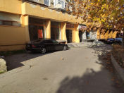 Satılır 18 otaqlı 600 m2 obyekt 9 mkr