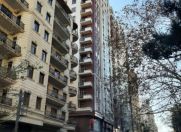 Satılır 2 otaqlı 102 m2 yeni tikili Nəriman Nərimanov m.