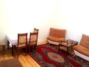 İcarəyə verilir 2 otaqlı 49 m2 köhnə tikili 28 May m.