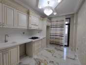 Satılır 3 otaqlı 136 m2 yeni tikili 4 mkr