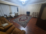 Satılır 5 otaqlı 195 m2 yeni tikili Həzi Aslanov m.